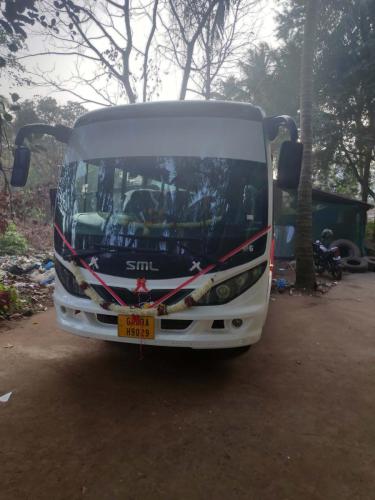 A/C SML COACH 30 SEATER